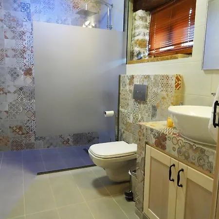 Luxury Stone Villa In Nikiti Vila