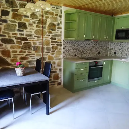 Vila Luxury Stone Villa In Nikiti